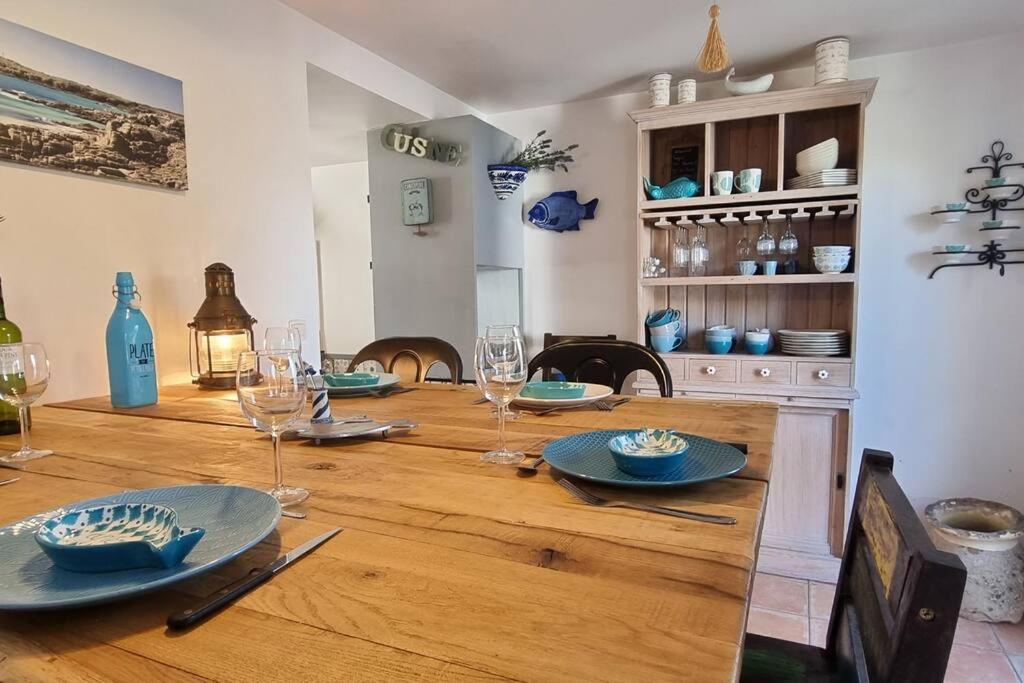 Villa Les Pieds Dans L'Eau :Ker Anne à Port-Joinville Extérieur photo