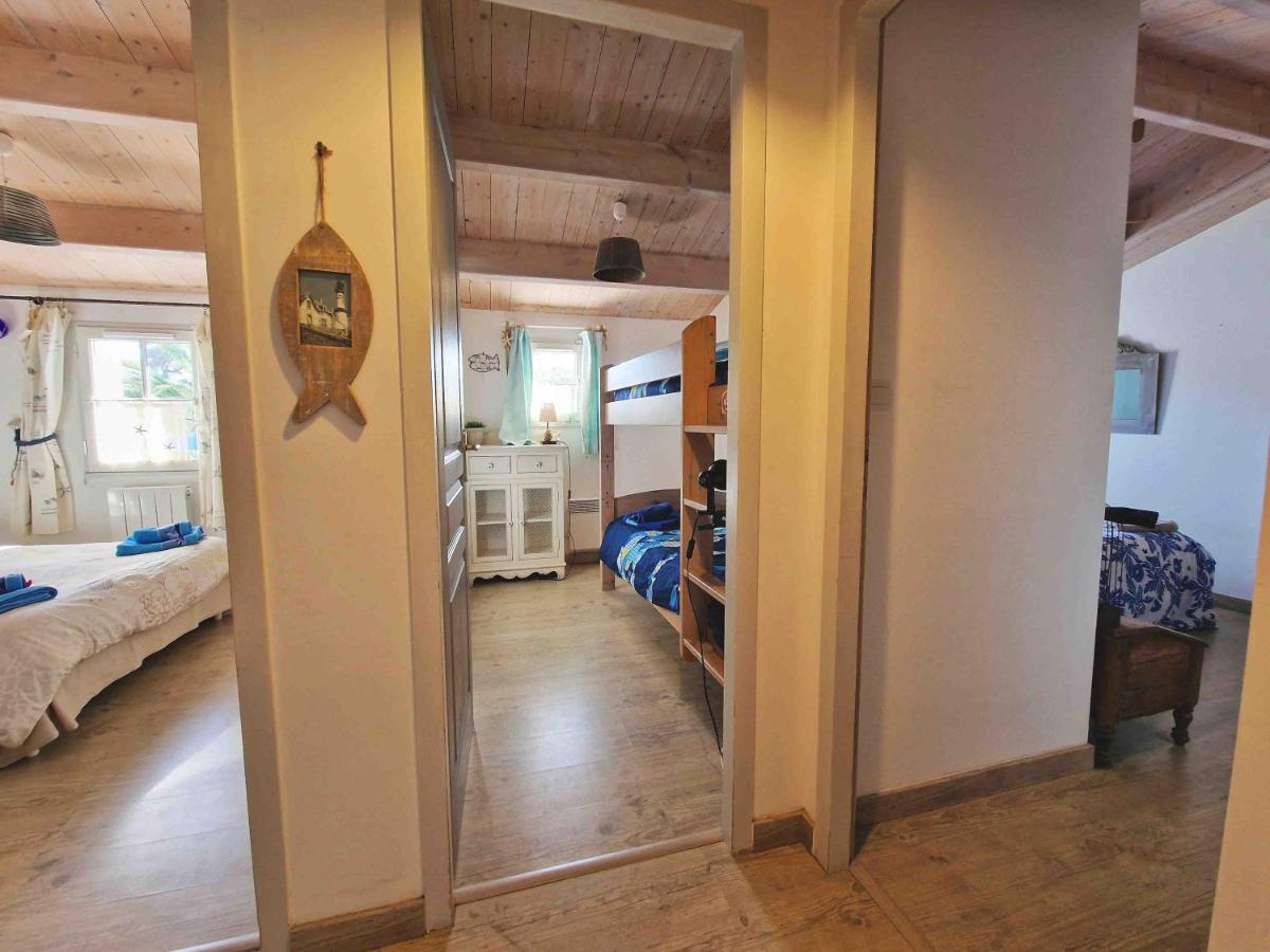 Villa Les Pieds Dans L'Eau :Ker Anne à Port-Joinville Extérieur photo
